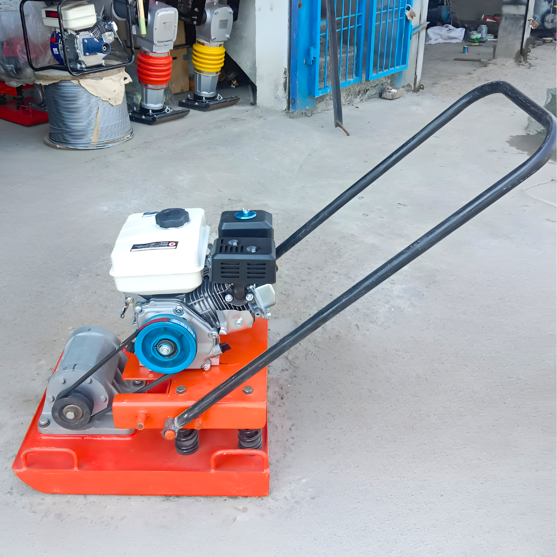 85kg Heavy-Duty Plate Compactor for Soil and Asphalt Compaction - Image 2